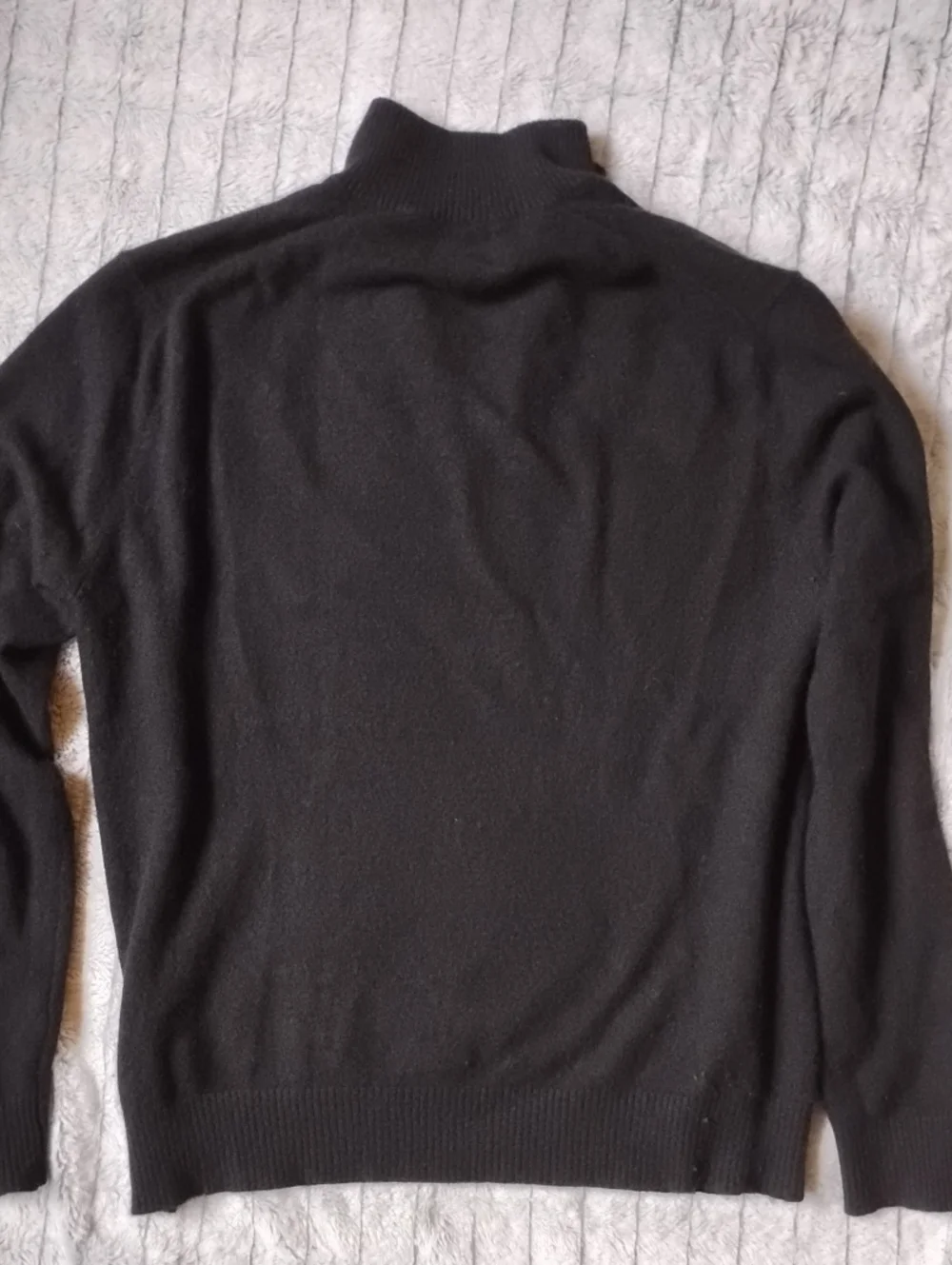 100% Cashmere- SOFT Men's Black Half-Zip Sweater